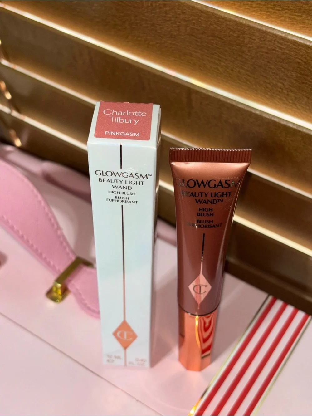 Charlotte Tilbury Glowgasm Beauty Light Wand